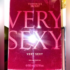 Very sexy for her perfume 1.7 fl oz new in box